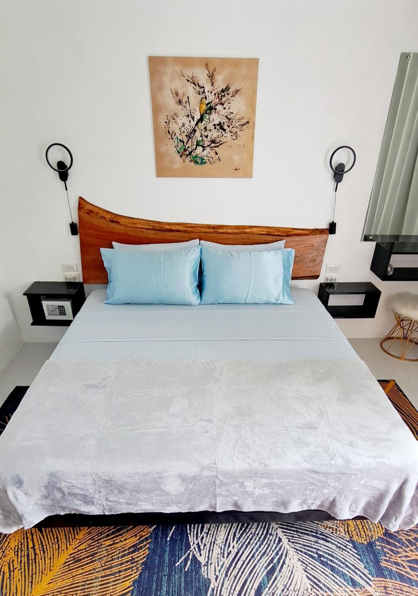 Bougainvillea Guesthouse Сан-Хуан Екстер'єр фото