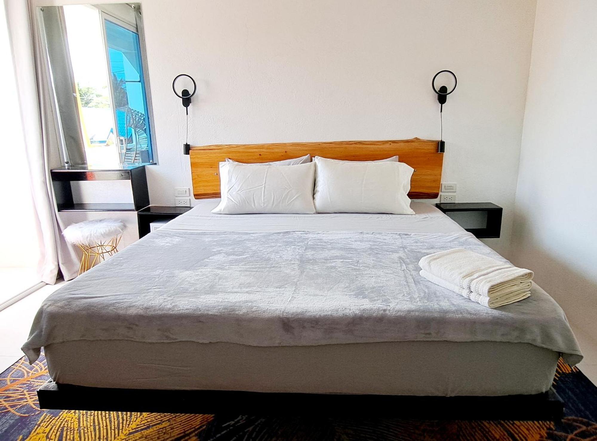 Bougainvillea Guesthouse Сан-Хуан Екстер'єр фото